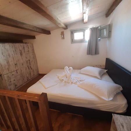 Κυθνοσ Larerooms Merichas Luaran gambar
